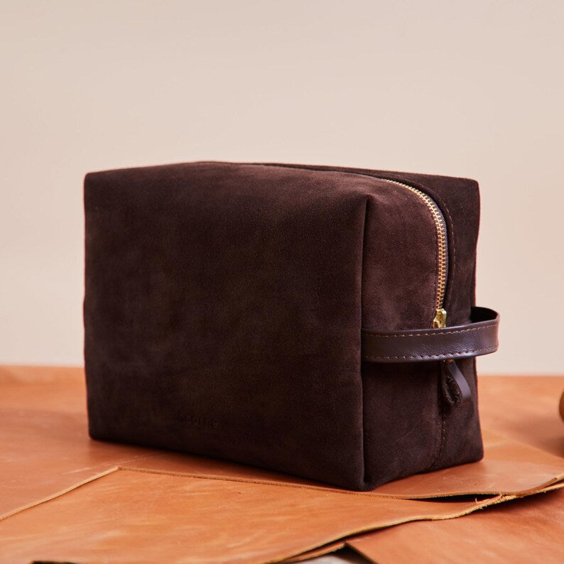 Luxury Leather Bags  Durable Stylish Built to Last